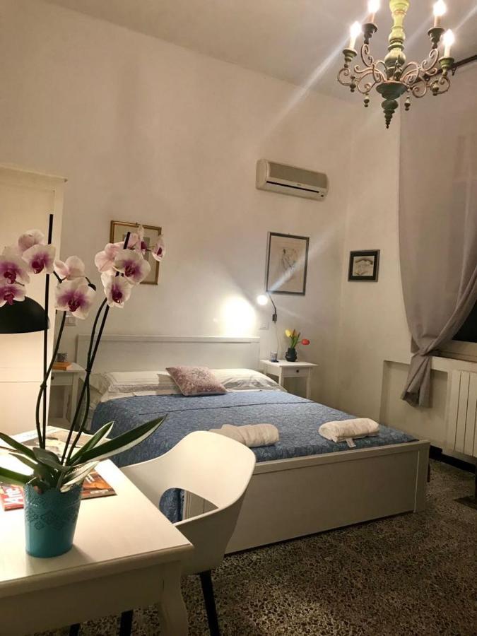 Villa Serra B&B iun E6769 Oristano Esterno foto